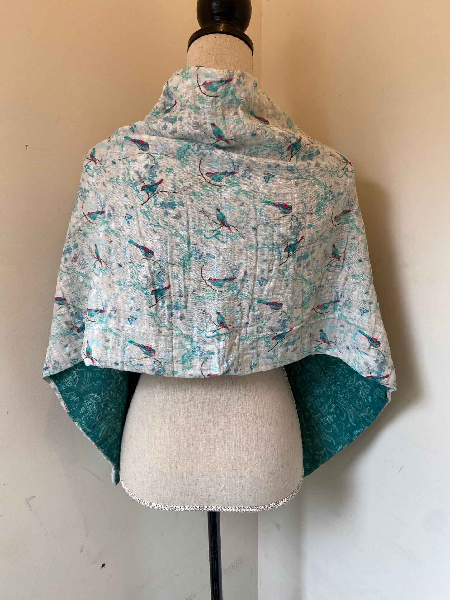 Teal Bird Snap Shawl