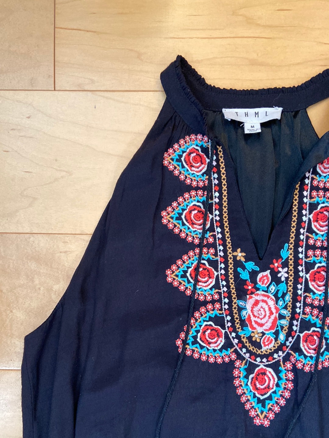 EMBROIDERED THML Size M