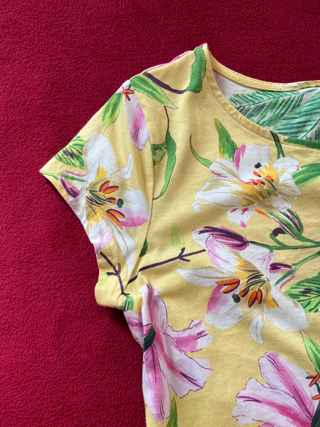 YELLOW LILIES American Living Dress Size M