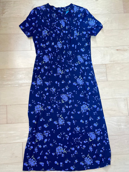 FLORAL FAVORITE T & Company Navy Dress Size 10