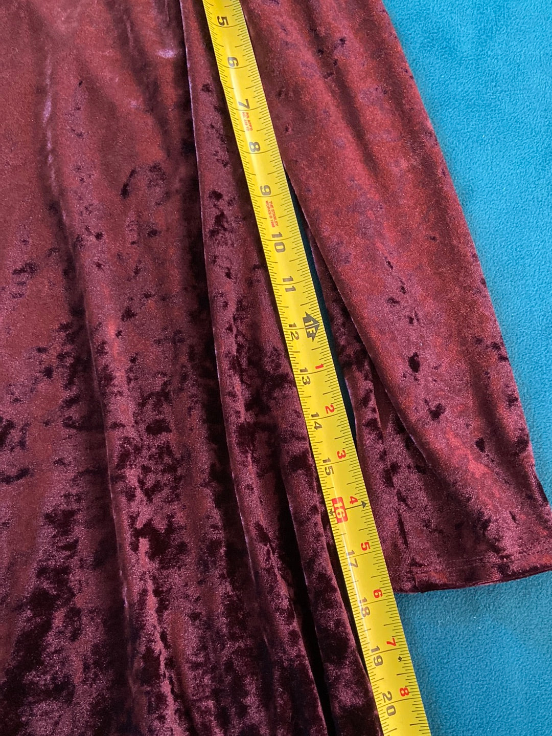 MAROON VELVET London Times Size 10