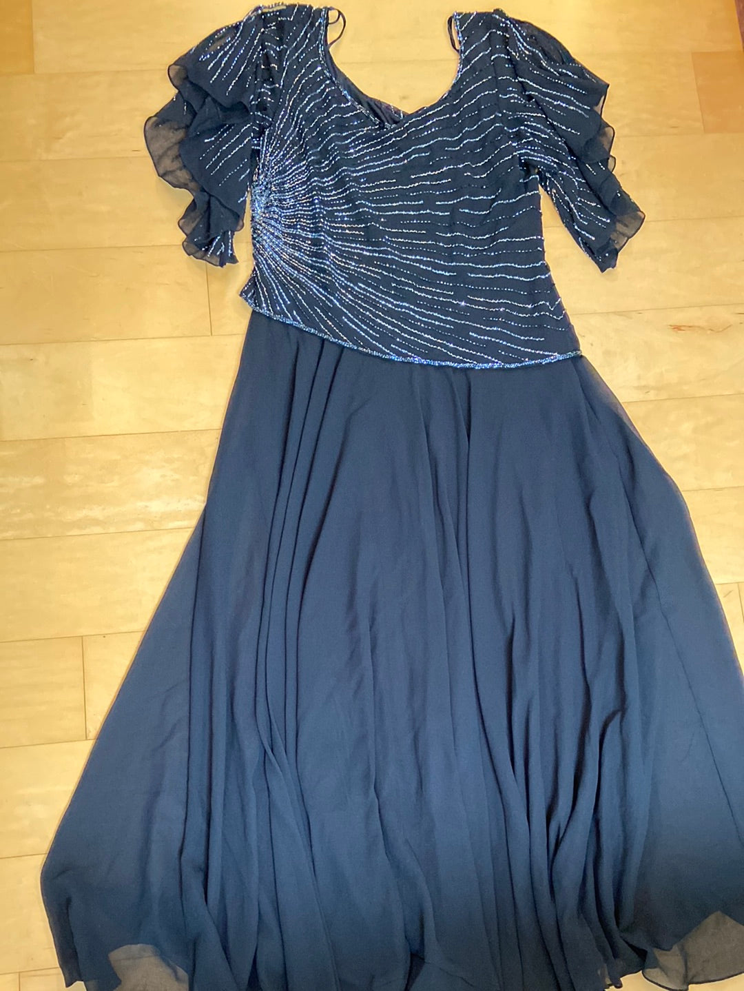 BEADED BLACK JKARA Size 18