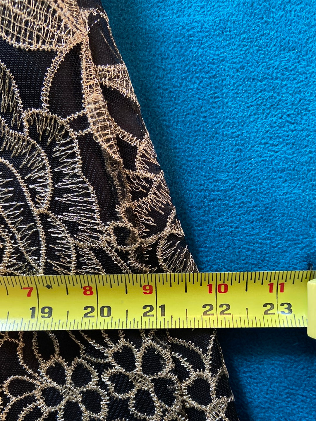 SHEER GOLDEN Tahari Size 10