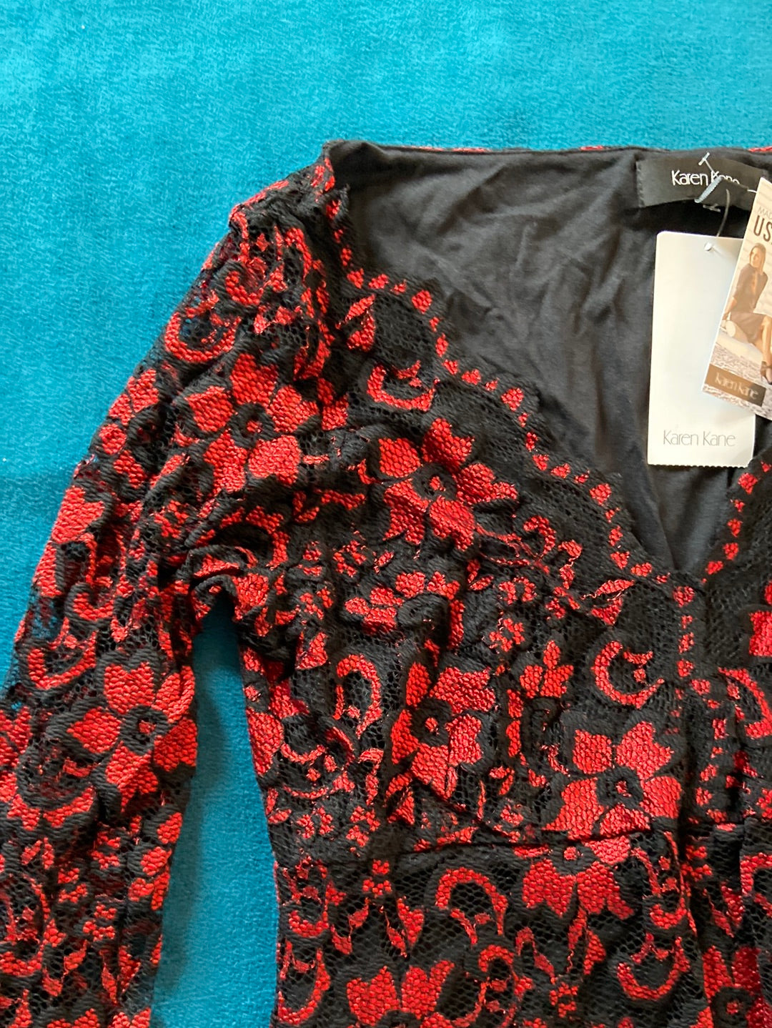 RED LACE Karen Kane Size M
