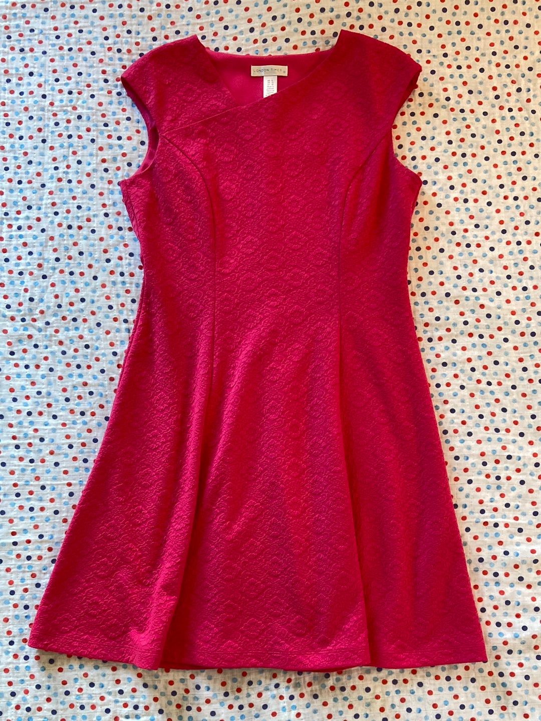 PRETTY PINK London Times Size 8