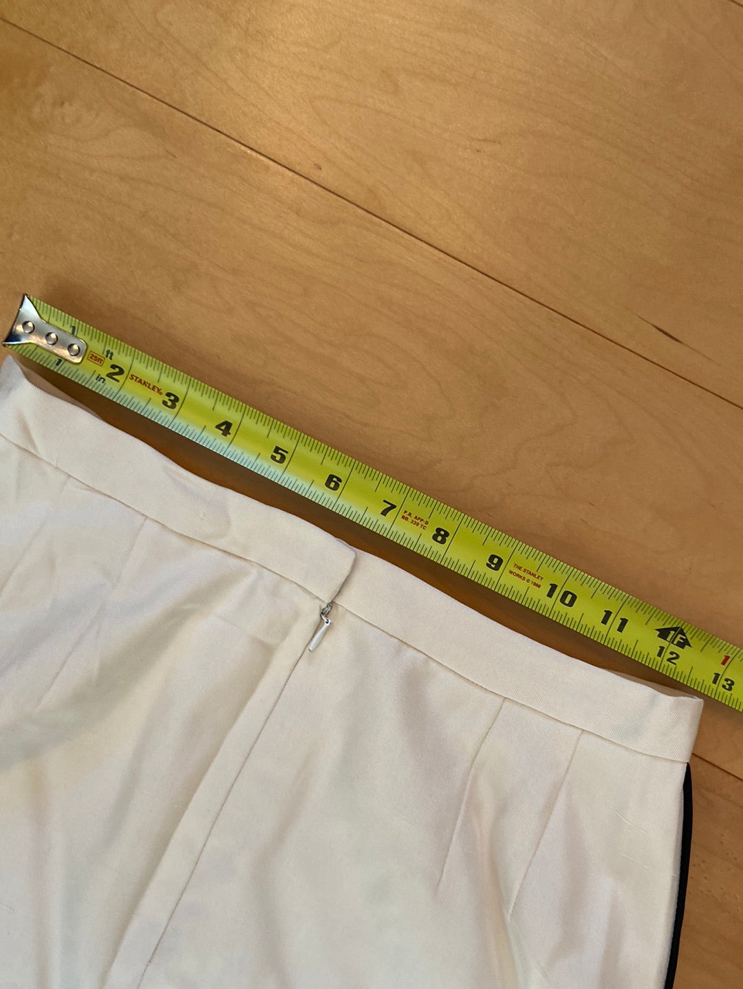 TUXEDO SUIT Nona Maldonado Size 8