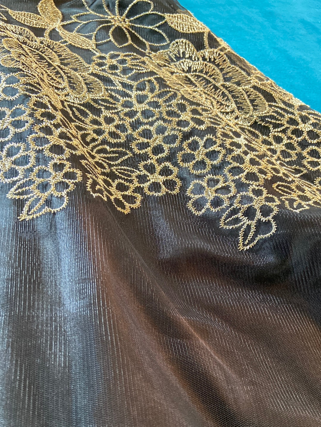 SHEER GOLDEN Tahari Size 10
