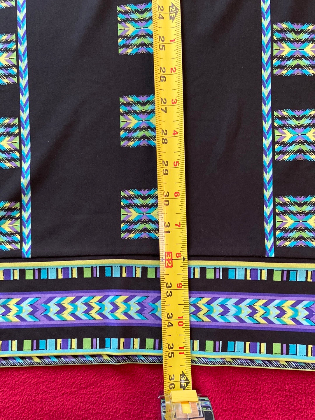 GEOMETRIC Donna Morgan Size 8
