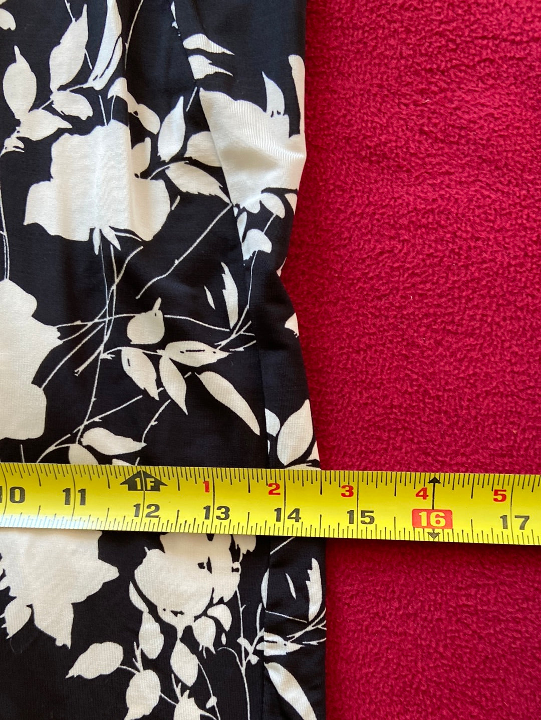 CLASSIC FLORAL Leota Dress Size S