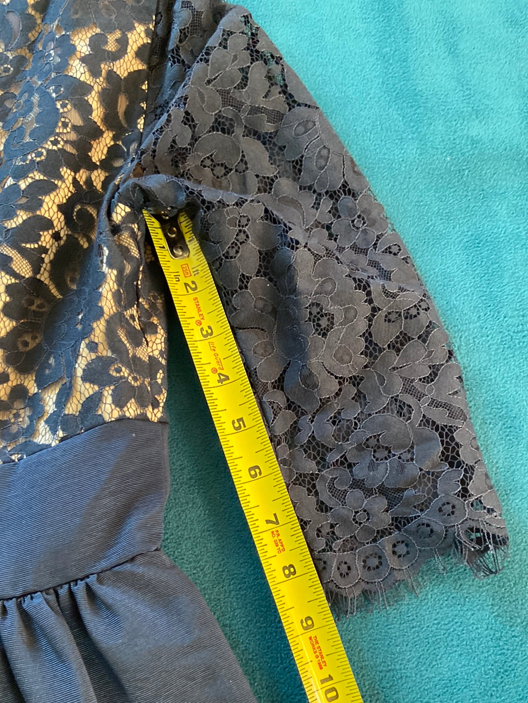NAVY LACE Eliza J Size 2