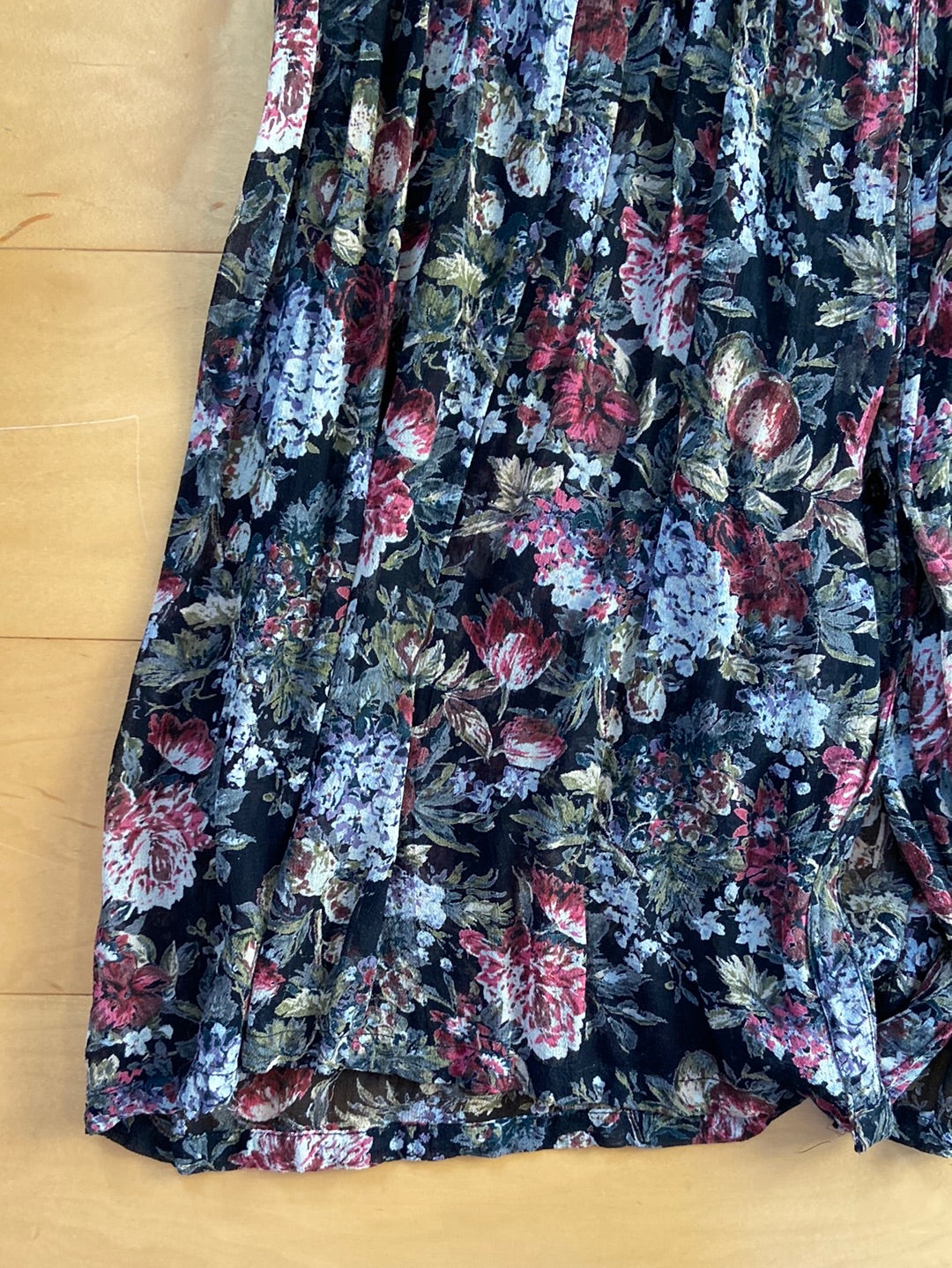 DARK FLORAL Nostalgia Size M