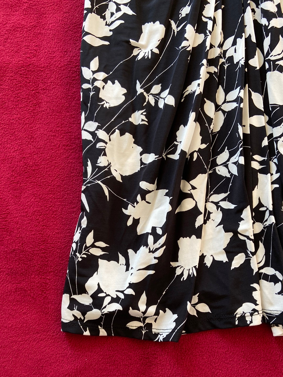 CLASSIC FLORAL Leota Dress Size S