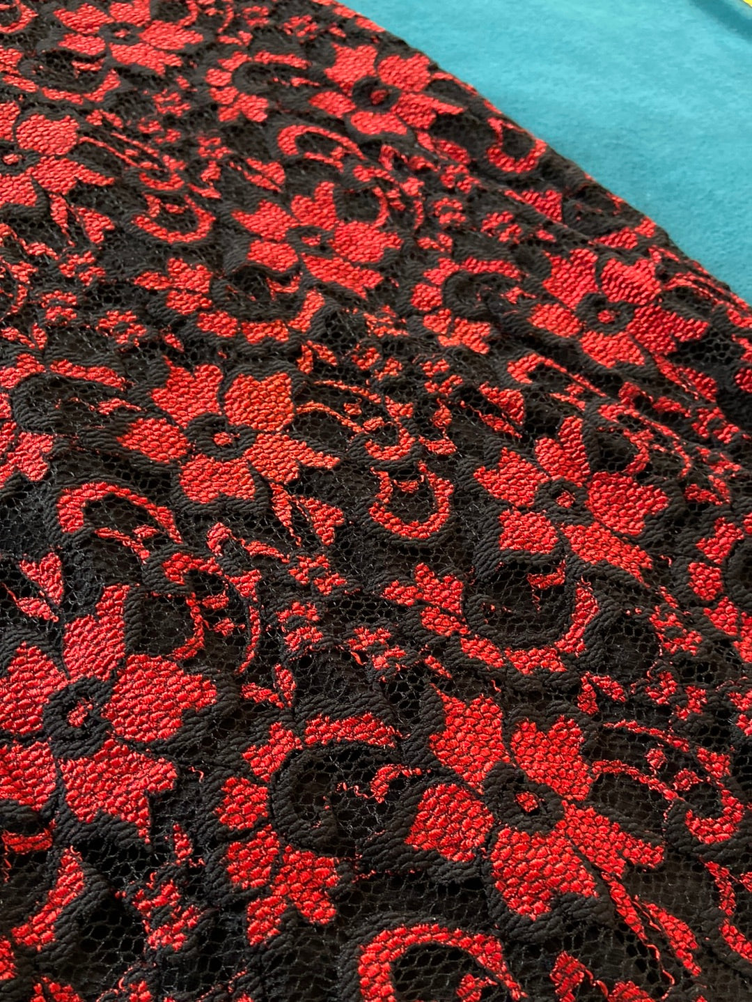 RED LACE Karen Kane Size M