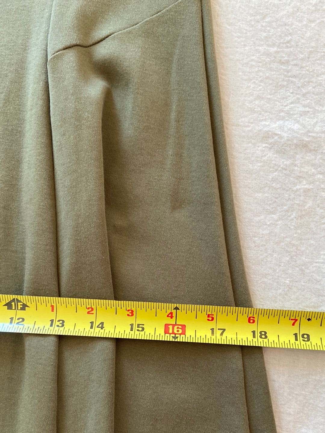 OLIVE GREEN New York and Co Size M